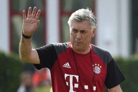 کارلۆ ئەنچیلۆتی لە کۆنگرەیەكی رۆژنامەوانیدا پێش رووبەرووبوونەوەی ریال چەند لێدوانێكیدا