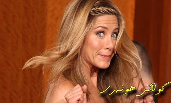 ئه‌نیستۆن له‌ براد توڕه‌یه‌