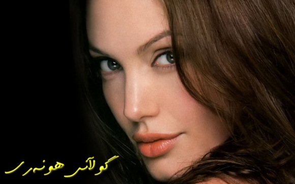 ئه‌نجلینا له‌ هه‌ڵبژاردنی ئۆتۆمبێله‌كانی، پشت به‌ هێز و خێرایی ده‌به‌ستێت