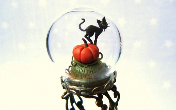 نمایشی سەر ئەڵقە و ئەنگوستیلە