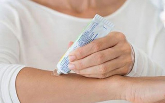 ژینگە و بۆماوە هۆكاری سەرەكین بۆ ئەكزیما