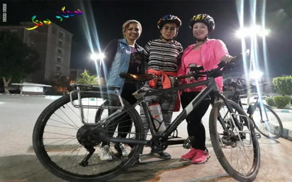 گەشتكردنی وڵاتان بە پایسكل