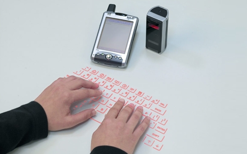 بە كیبۆردی لەیزەری تایپ بكە