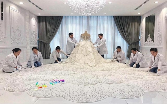 درێژترین و كورتترین كراسی بووك