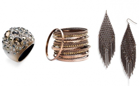 بازنی رەنگاورەنگ و ورد