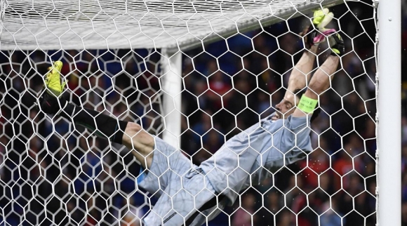 جیانلویجی بۆفۆن نەخۆشە