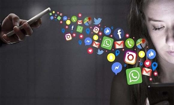 چیتر ڕێگە بە ماڵپەڕەکان مەدە کامێرا و مایکرۆفۆنی کۆمپیوتەرەکەت کۆنترۆڵ بکەن!