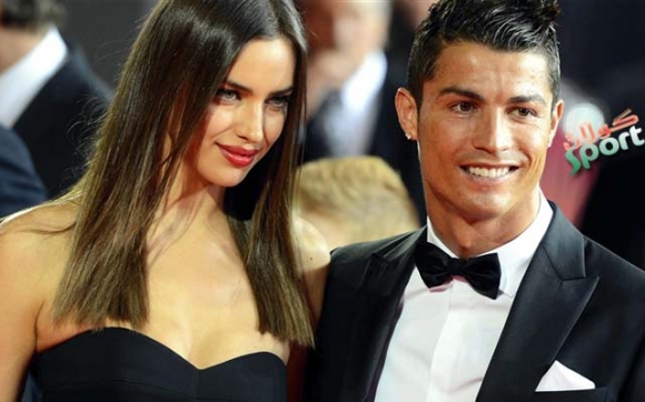 كریستیانۆ دووه‌م تۆپی زێڕینی برده‌وه‌