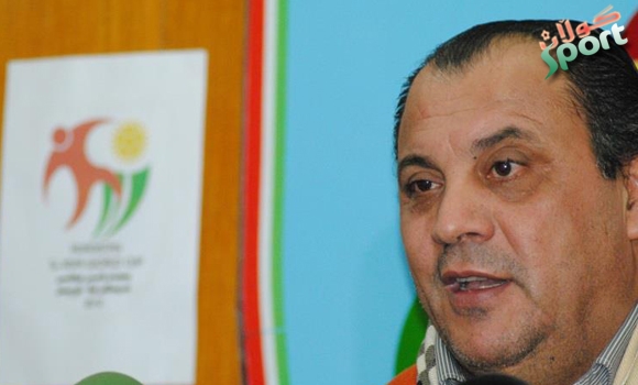 سەرۆكی یەكێتی تۆپی پێی كوردستان لەكۆنگرەیەكی ڕۆژنامەوانیدا