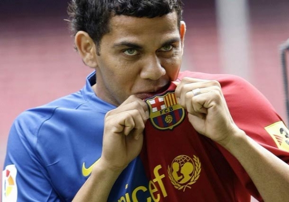 ئه‌لڤێس بۆنده‌كه‌ى له‌گه‌ڵ به‌رشه‌لۆنه‌ نوێ ناكاته‌وه‌