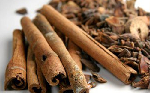 دارچین خواردنێكی سوودبەخش و بۆن خۆش