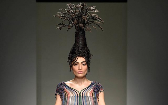 ئارایشتێك لە شــێوەی دارو بار