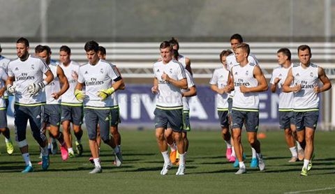 ئیدارەی یانەی شاهانە لە دوو هەفتەی داهاتوو گرێبەستی چەند ئەستێرەیەكی نوێ دەكاتەوە