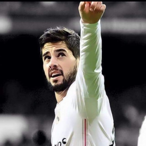 ئیسكۆ ناوەراستكاری ریال مەدرید لە تۆتنهامی ئینگلیزیەوە نزیك بۆتەوە