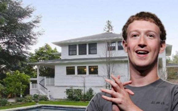 خانووەكەی خاوەنی فەیسبووك بە چەندە !