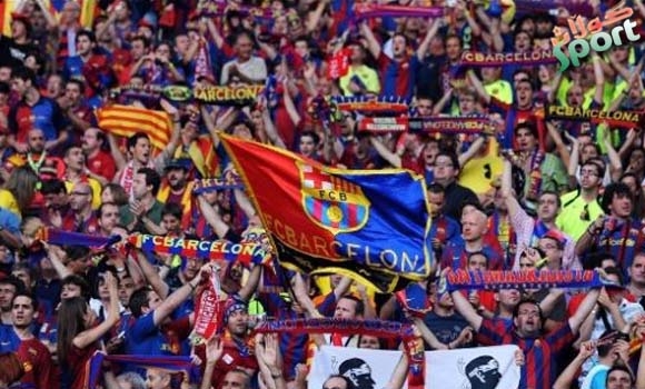 جەماوەری بەرشەلۆنە داوای كاڤانی دەكەن