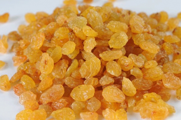 كشمیش ددان دەپارێزێت لە کلۆربوون