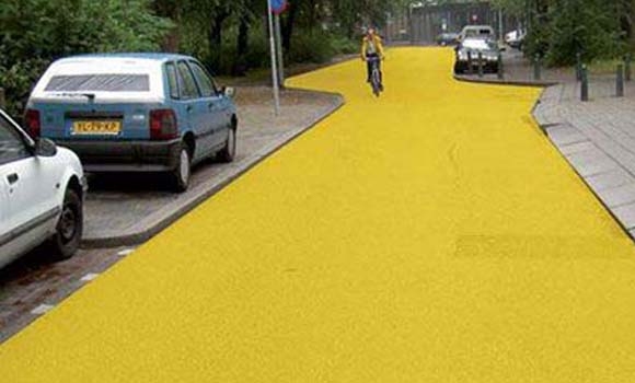 شەقامی زەرد لەجیاتی ڕەش