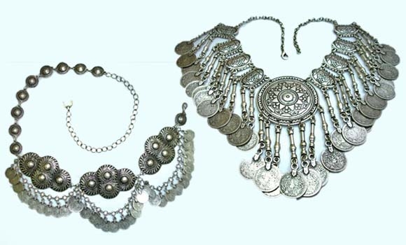 گەردانە گونجاوترین ئێكسسوارە لەگەڵ جلی كوردی