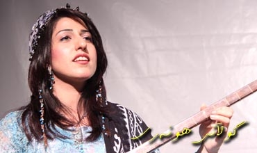 گلاره‌ ده‌یه‌وێ هونه‌ر و فیزیا ئاوێته‌ی یه‌ك بكات