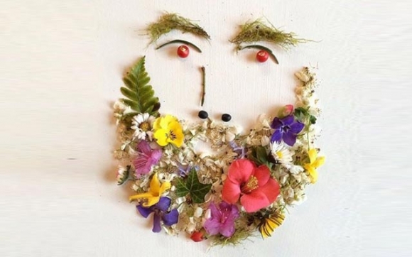 وێنەكێشان بە قاچ