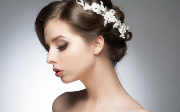 گوڵی سپی بۆ پشتە سەرت