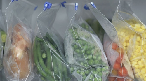 هەڵگرتنی خۆراك لە فریزەردا