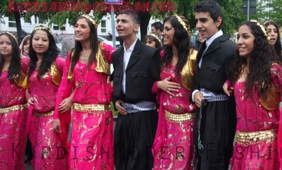 هەڵپەركێ و  شایی كوردی