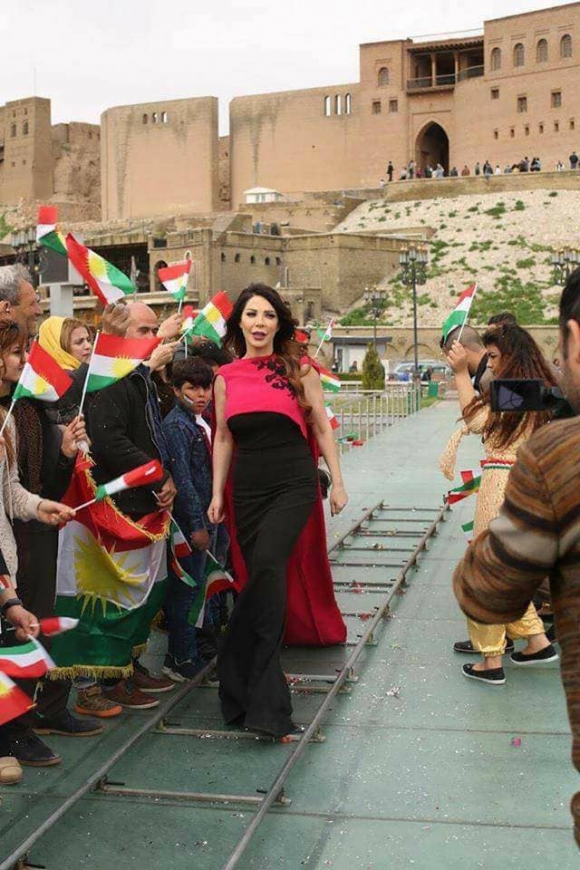 حه‌سنا مه‌ته‌ر: گۆرانییه‌كم به‌هه‌ردوو زمانی كوردی و عه‌ره‌بی بۆ كوردستان ئاماده‌یه‌