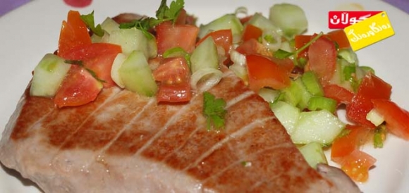 هەستەوەری بە ماسیی تونە