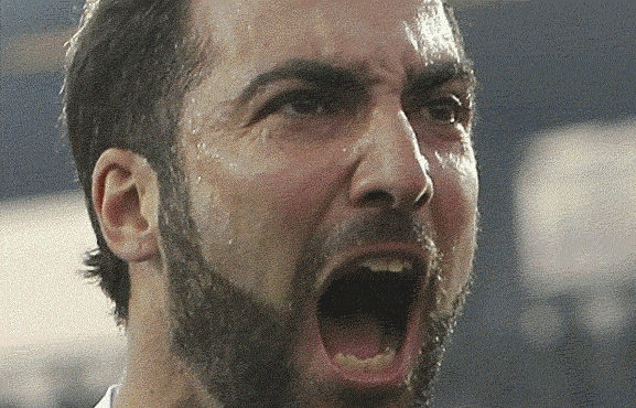 چێلسی بۆ ھێنانی ھیگواین  ھاتە سەر ھێل