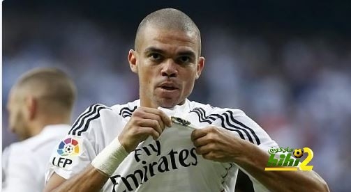 خانمە پیرەکە بیر لە پیپی دەکاتەوە