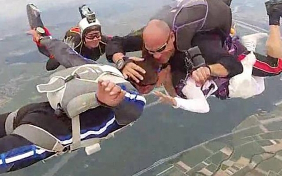 هاوسەرگیری لە ئاسمان