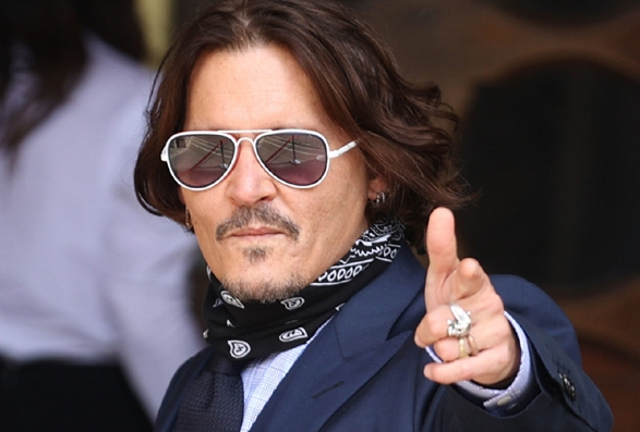 جۆنی دیب: كۆڵ نادەم تا بـێتاوانی خۆم دەسەلمێنم