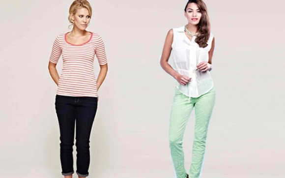 گونجانی جل و بەرگ لەگەڵ لەش و لارت