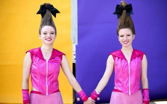 گەورەترین فیستیڤاڵی جمك و دووانە