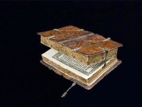 كتێبێك بە هەموو لایەك بیخوێنەوە