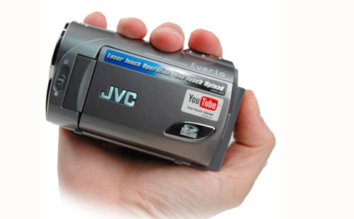 YouTubeیش بوو بە خاوەنی كامێرای خۆی