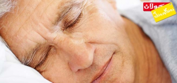 كاریگەریی تەمەن و گرفتەكانی خەو