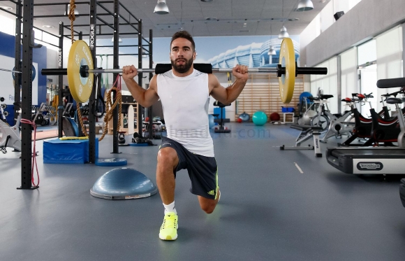 ماوەی دووركەوتنەوەی كارڤاخاڵ لە یاریگاكان راگەیاندرا