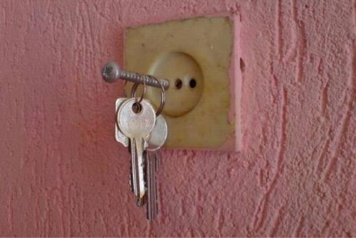 كێ دەتوانێ ئەو كلیلە ببات ؟!