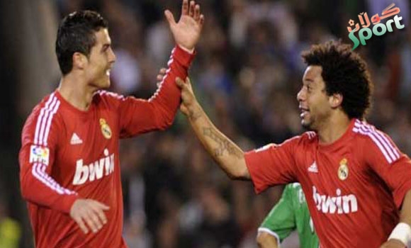 ڕیال درەنگانێکی شەو ھەڵدەکوتێتە سەر بیتس