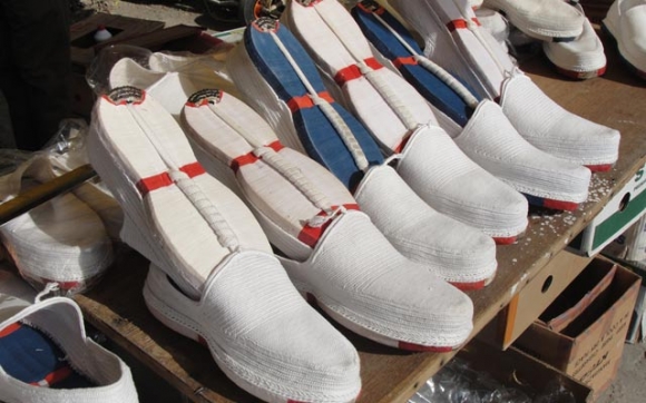 دروستكردن و سپیكردنەوەی كڵاش