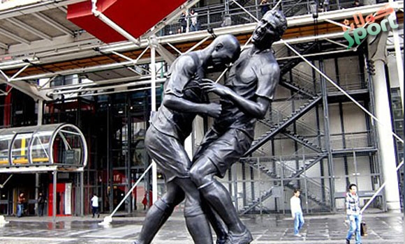 ماتێڕازی ژاوەژاو لە تویتەر دروست دەکات