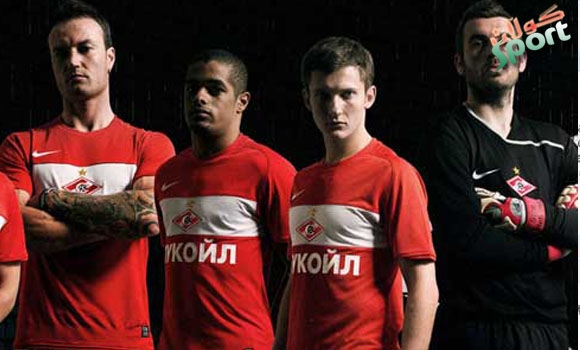 گۆڵچیەکی لا کۆڵان بۆ بەرامبەر بەرشەلۆنە ئامادەیە