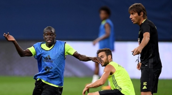 کۆنتی: کۆستا و کانتی ئامادەن بۆ یارییە دۆستانەکەیان بەرامبەر ئەیسی میلان