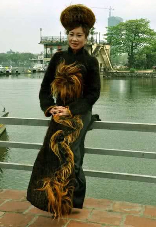 كراسێك لە قژی مرۆڤ