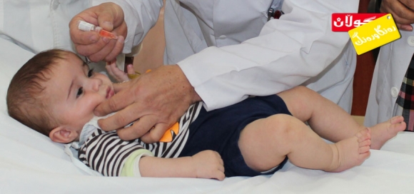 دوو دڵۆپ كوتان دژی ئیفلیجیی منداڵان