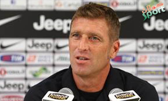 كاریرا: من پلان و نەخشەكانی كۆنتی جێبەجێ دەكەم