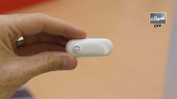 لە رێگای قژەوە دەنگ دەگوازێتەوە